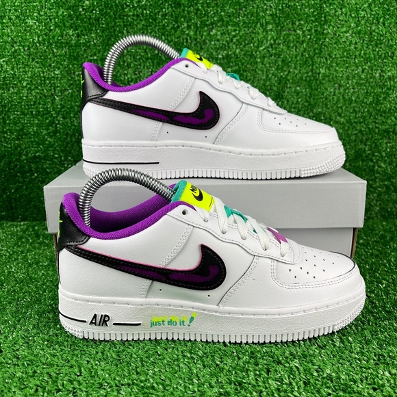 Nike Air Force 1 LV8 GS White/Black-Vivid Purple Size